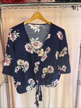 Women's Navy Floral Tie-Front V-Neck Blouse